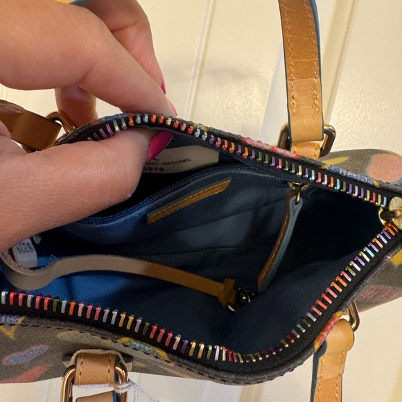 Vintage Y2K Dooney & Bourke Y2K Heart Print Mini Barrel Bag - Picture 8 of 11